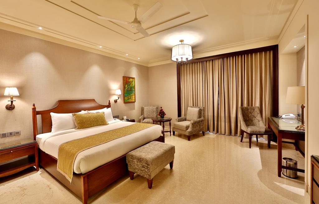 Hotel Maharaja Regency Ludhiana Zewnętrze zdjęcie
