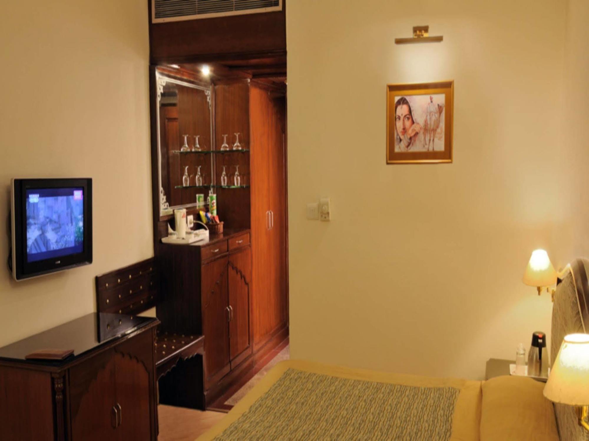 Hotel Maharaja Regency Ludhiana Zewnętrze zdjęcie